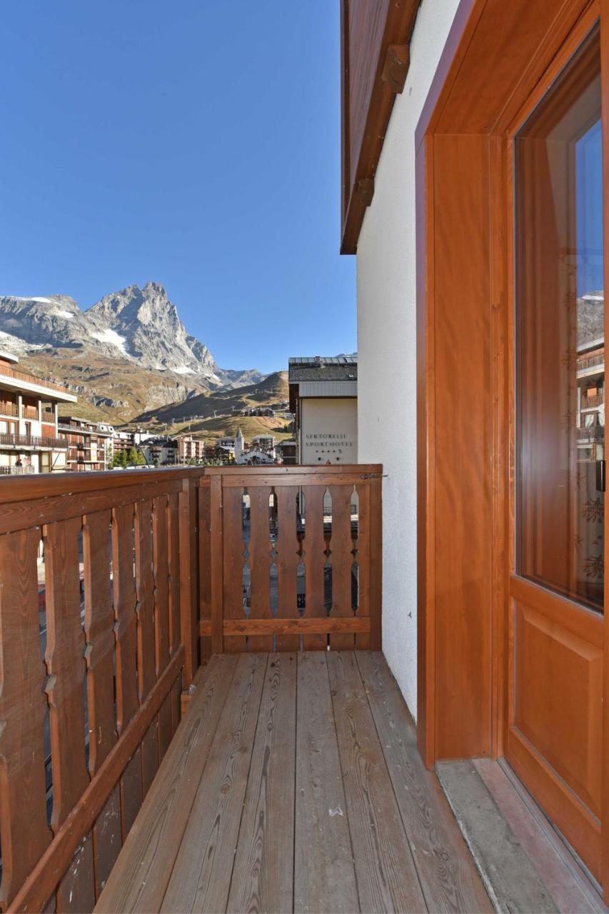 Residence Castelli Breuil-Cervinia Bagian luar foto